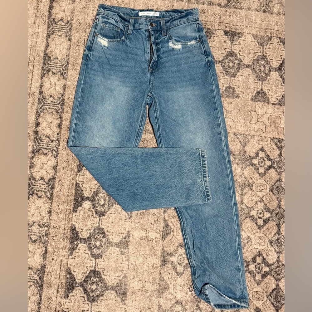 Altar’d State Distressed Straight-Leg Jeans